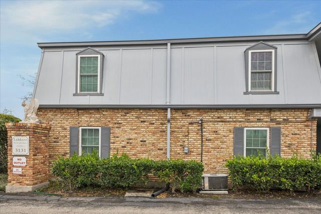 3131 Southwest Freeway C33, Houston, TX 77098