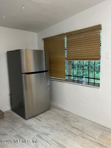 6831 RHONE Drive, Jacksonville, FL 32208