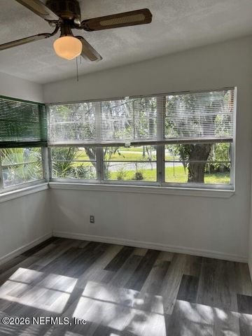 6831 RHONE Drive, Jacksonville, FL 32208