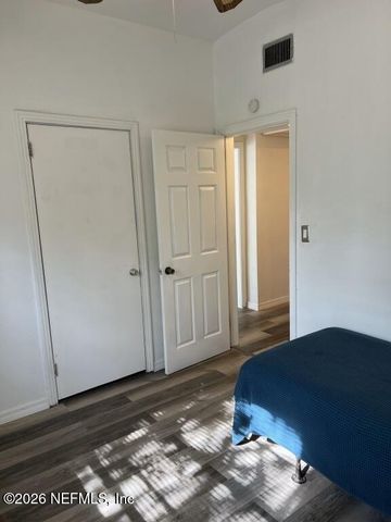 6831 RHONE Drive, Jacksonville, FL 32208