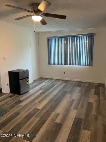 6831 RHONE Drive, Jacksonville, FL 32208