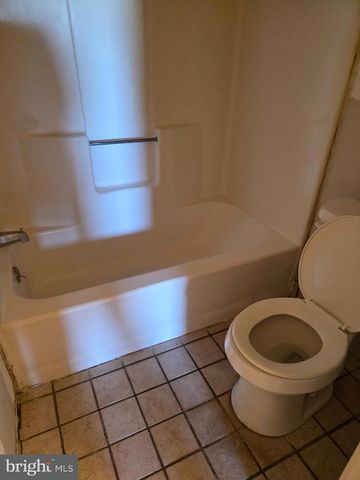 11 ACAPELLA CT, Newark, DE 19713