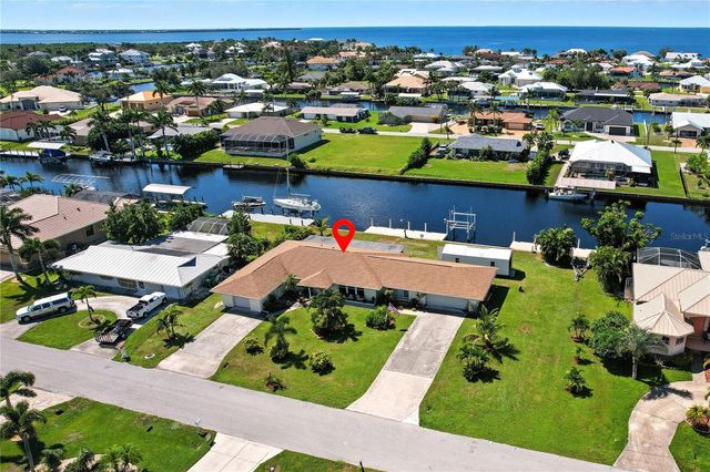 133 SE PECKHAM STREET SE, Port Charlotte, FL 33952