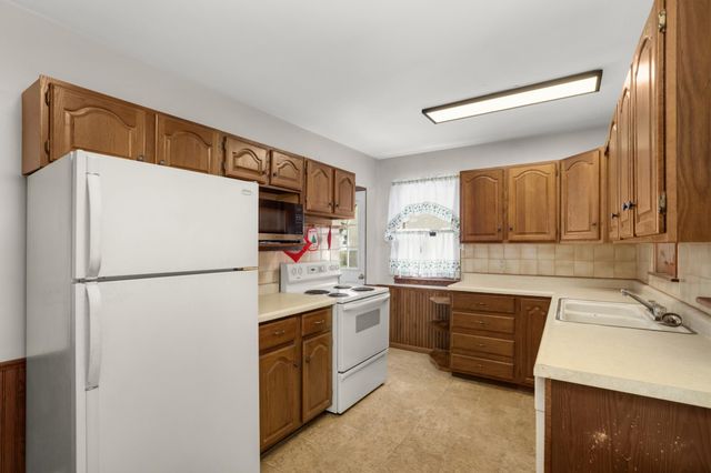 3908 Hayes Street NE, Columbia Heights, MN 55421