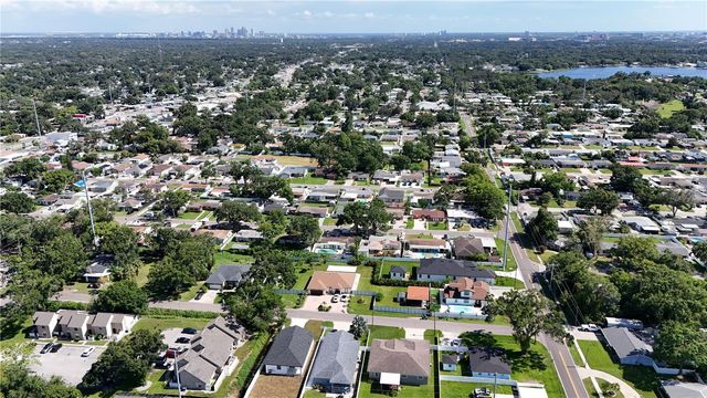 2717 W SITKA STREET, Tampa, FL 33614