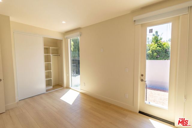 821 S Muirfield Road, Los Angeles, CA 90005