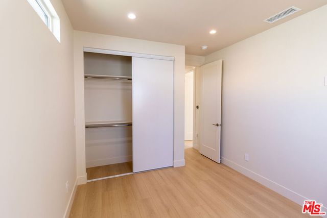 821 S Muirfield Road, Los Angeles, CA 90005