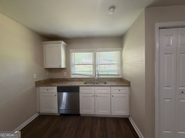 3694 Dale Lane, Lithia Springs, GA 30122