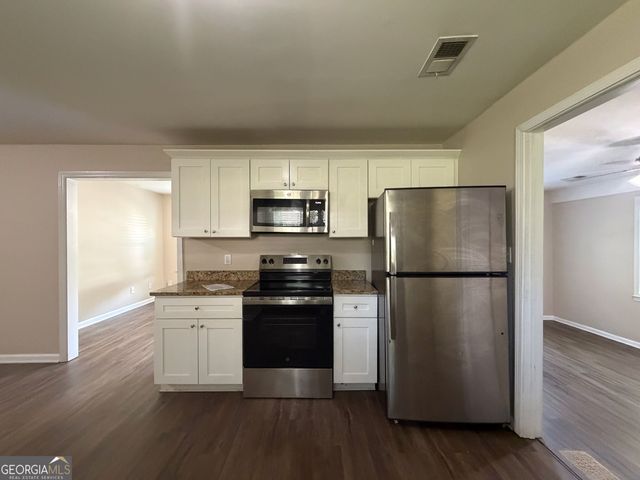 3694 Dale Lane, Lithia Springs, GA 30122