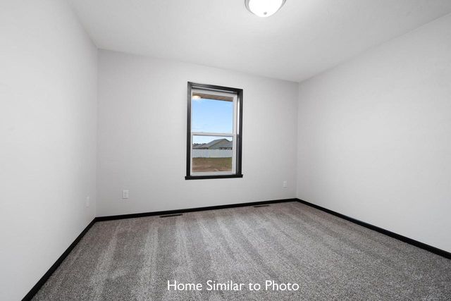 1274 PUTNAM DRIVE, Pulaski, WI 54162