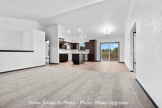 1274 PUTNAM DRIVE, Pulaski, WI 54162