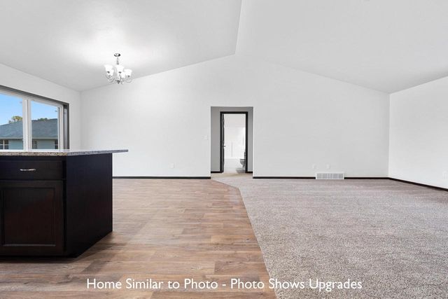 1274 PUTNAM DRIVE, Pulaski, WI 54162