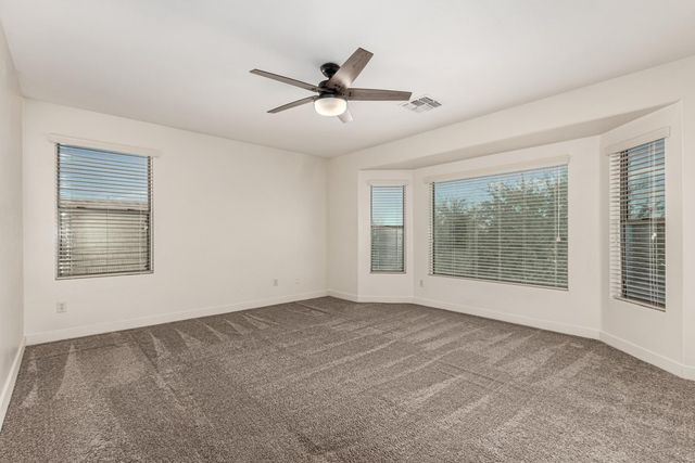 390 W Wisteria Place, Chandler, AZ 85248