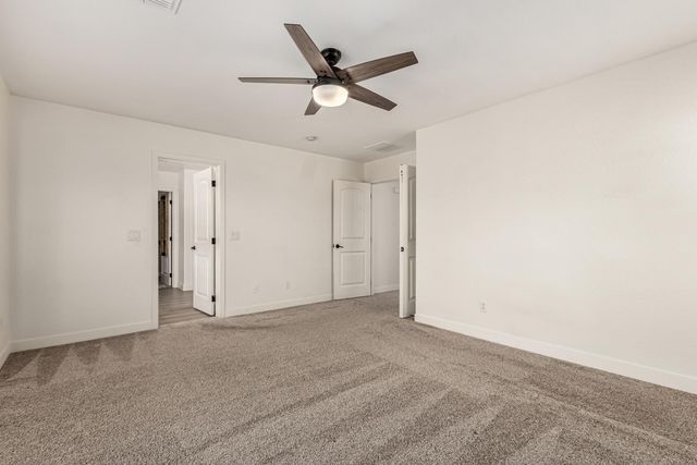 390 W Wisteria Place, Chandler, AZ 85248