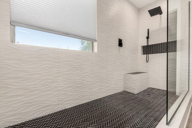 390 W Wisteria Place, Chandler, AZ 85248