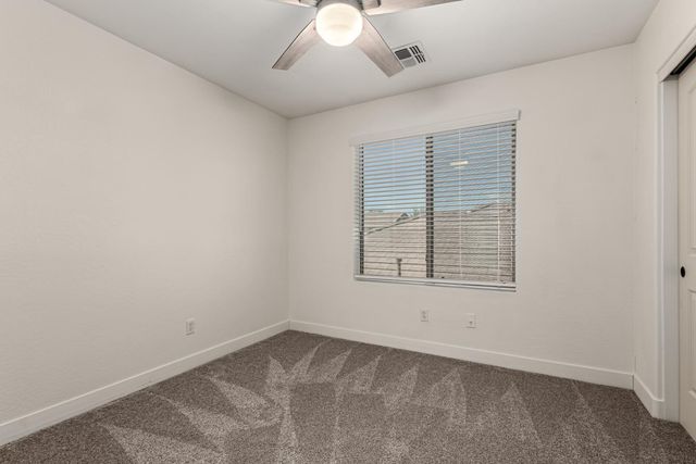 390 W Wisteria Place, Chandler, AZ 85248