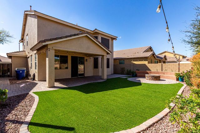 390 W Wisteria Place, Chandler, AZ 85248