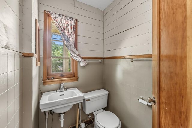1505 20th Street, Huntsville, TX 77340