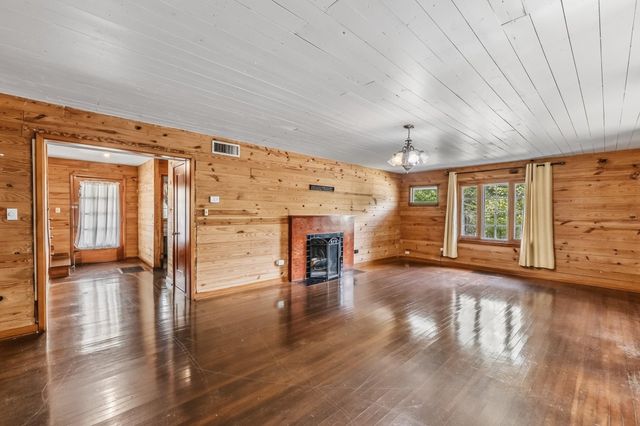 1505 20th Street, Huntsville, TX 77340