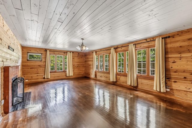 1505 20th Street, Huntsville, TX 77340