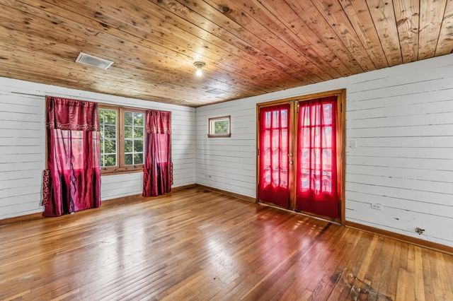 1505 20th Street, Huntsville, TX 77340