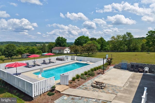 5140 BINO ROAD, Greencastle, PA 17225