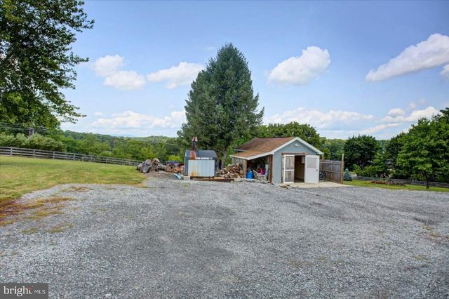5140 BINO ROAD, Greencastle, PA 17225