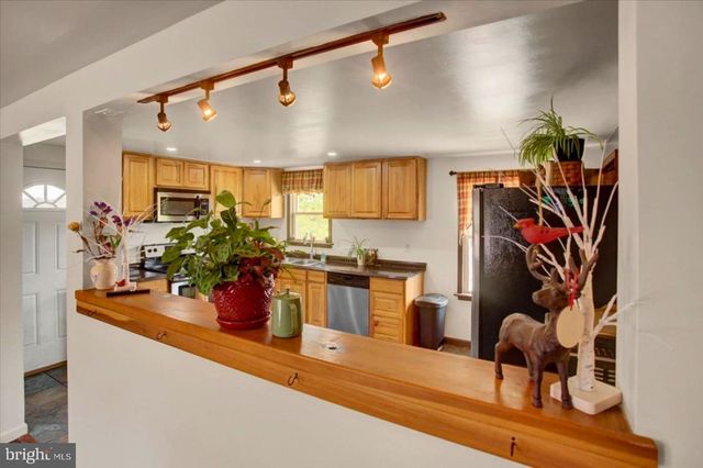 5140 BINO ROAD, Greencastle, PA 17225
