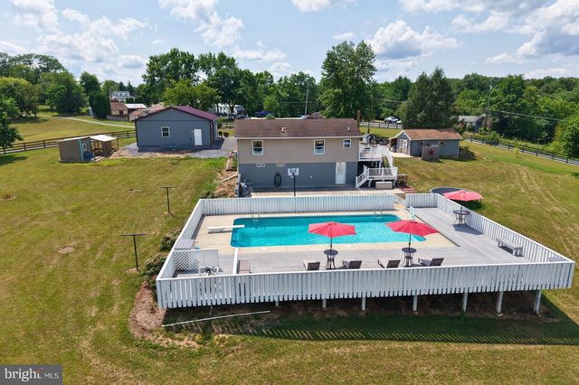 5140 BINO ROAD, Greencastle, PA 17225