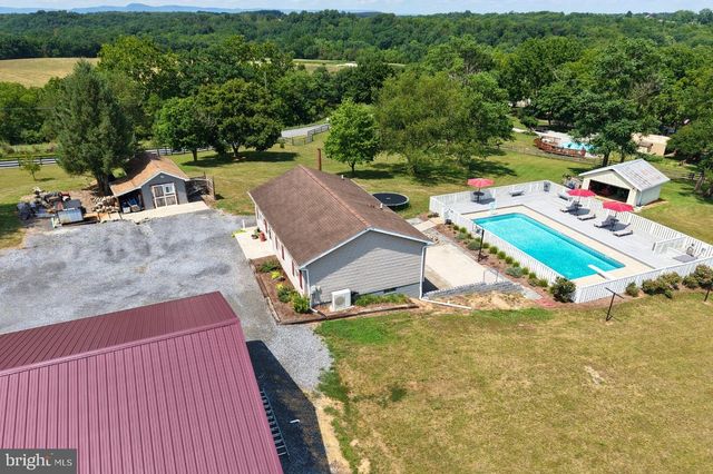 5140 BINO ROAD, Greencastle, PA 17225