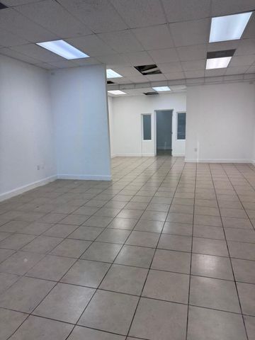 2408 N DIXIE Highway 2408, Wilton Manors, FL 33305