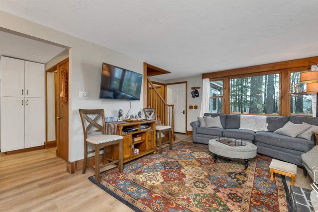 6 Abbott Lane, Ossipee, NH 03864