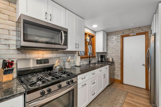 6 Abbott Lane, Ossipee, NH 03864