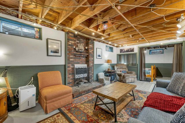 6 Abbott Lane, Ossipee, NH 03864