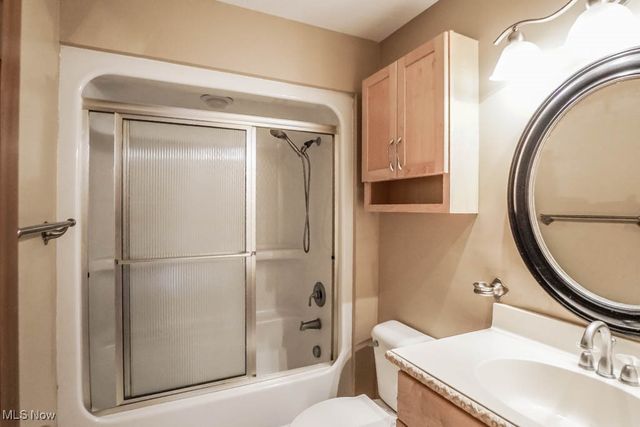 2942 Torrey Pines Circle NW, Canton, OH 44708