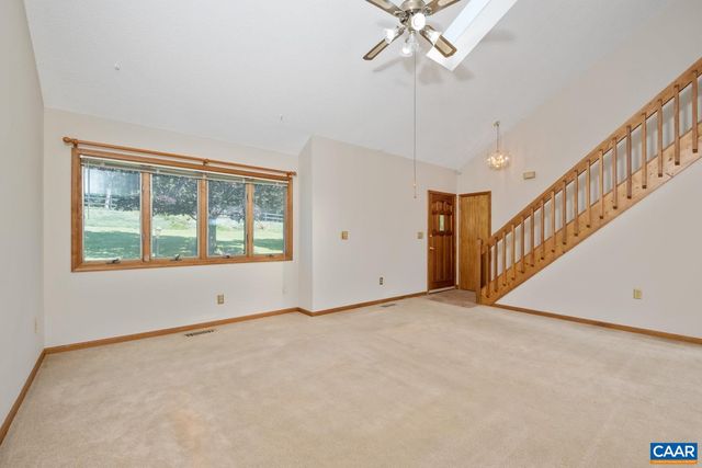 634 AUGUSTA FARMS RD, Waynesboro, VA 22980