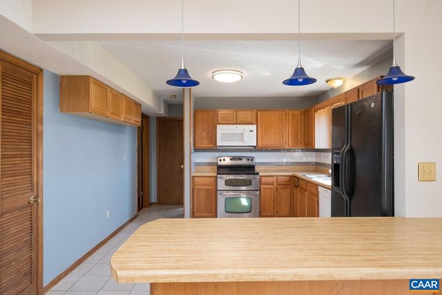 634 AUGUSTA FARMS RD, Waynesboro, VA 22980