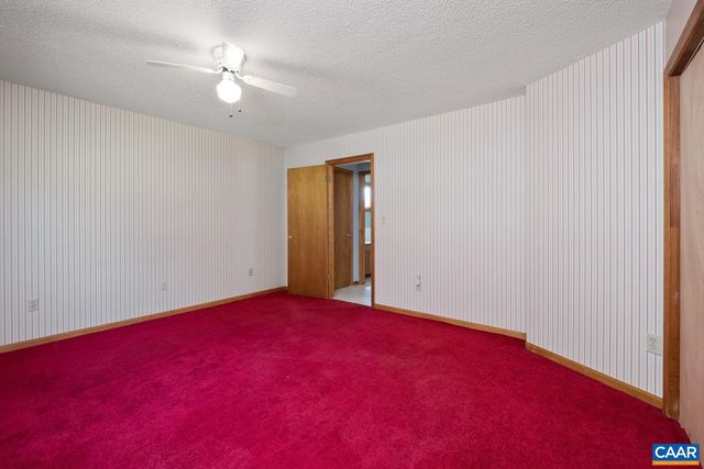 634 AUGUSTA FARMS RD, Waynesboro, VA 22980