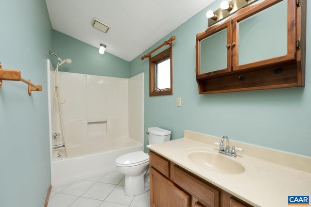 634 AUGUSTA FARMS RD, Waynesboro, VA 22980