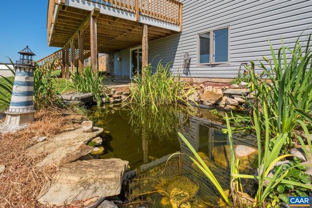 634 AUGUSTA FARMS RD, Waynesboro, VA 22980