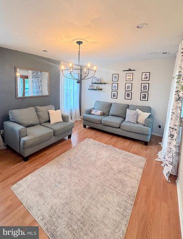 23 CHAPEL CIR, Sicklerville, NJ 08081