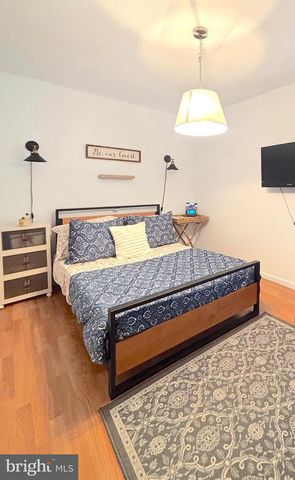 23 CHAPEL CIR, Sicklerville, NJ 08081