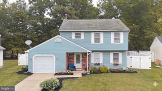 23 CHAPEL CIR, Sicklerville, NJ 08081