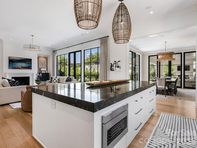 2422 Ferncliff Road, Charlotte, NC 28211