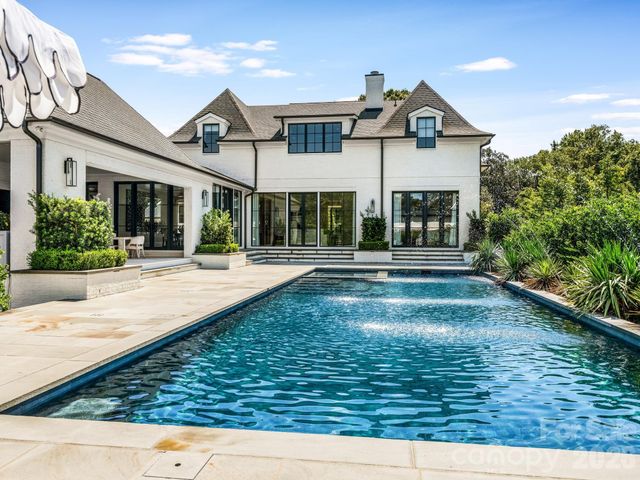 2422 Ferncliff Road, Charlotte, NC 28211