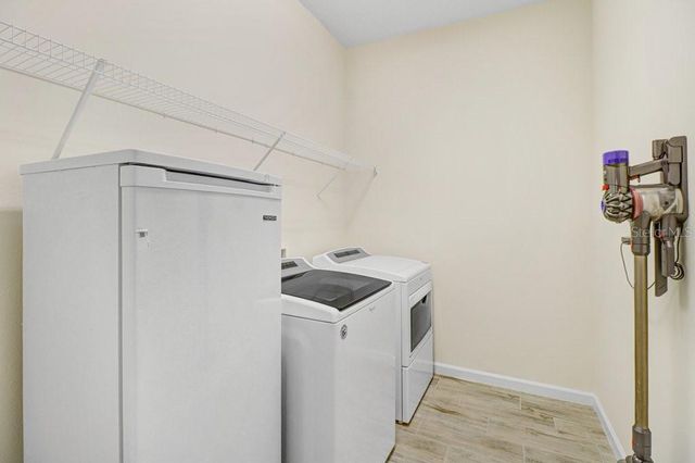 11520 BLUE WOODS DRIVE, Riverview, FL 33569
