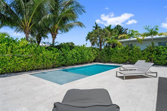 9033 Emerson Avenue, Surfside, FL 33154