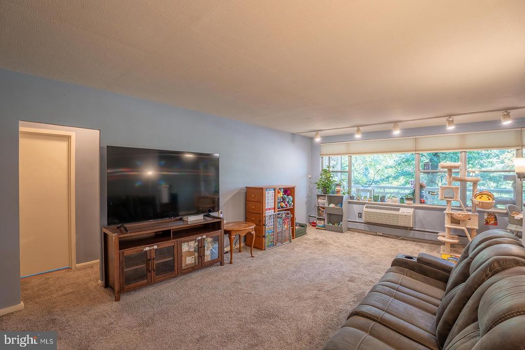 7900 OLD YORK RD #409-B, ELKINS PARK, PA 19027 — photo 3