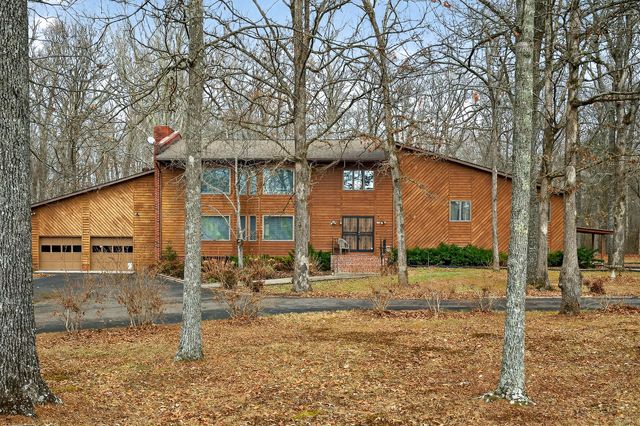 313 Big Rock Rd, Smithville, TN 37166