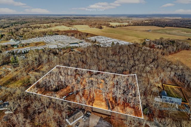 313 Big Rock Rd, Smithville, TN 37166